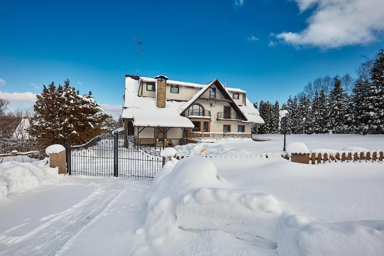 Lesny Dworek Gronkow Exteriör bild
